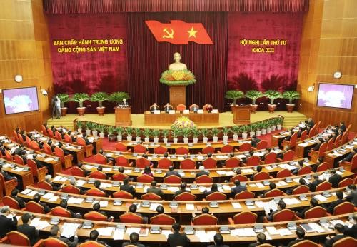 В Ханое открылся 4-й пленум ЦК Компартии Вьетнама 12-го созыва - ảnh 1
